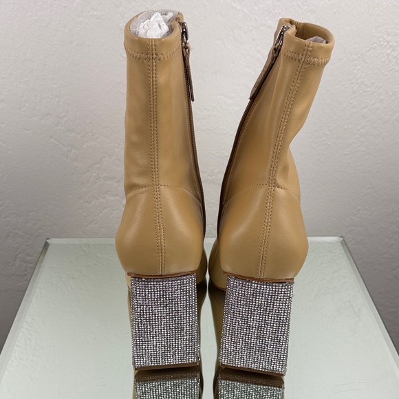 SCHUTZ Cyrus Nude Leather Pointed Toe Rhinestone Crystal Heel Boots Size 9B - Picture 4 of 8